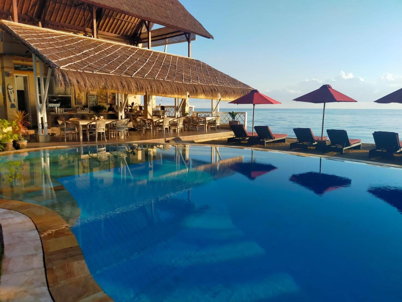 Tauch Terminal Resort Tulamben & Spa Buitenkant foto